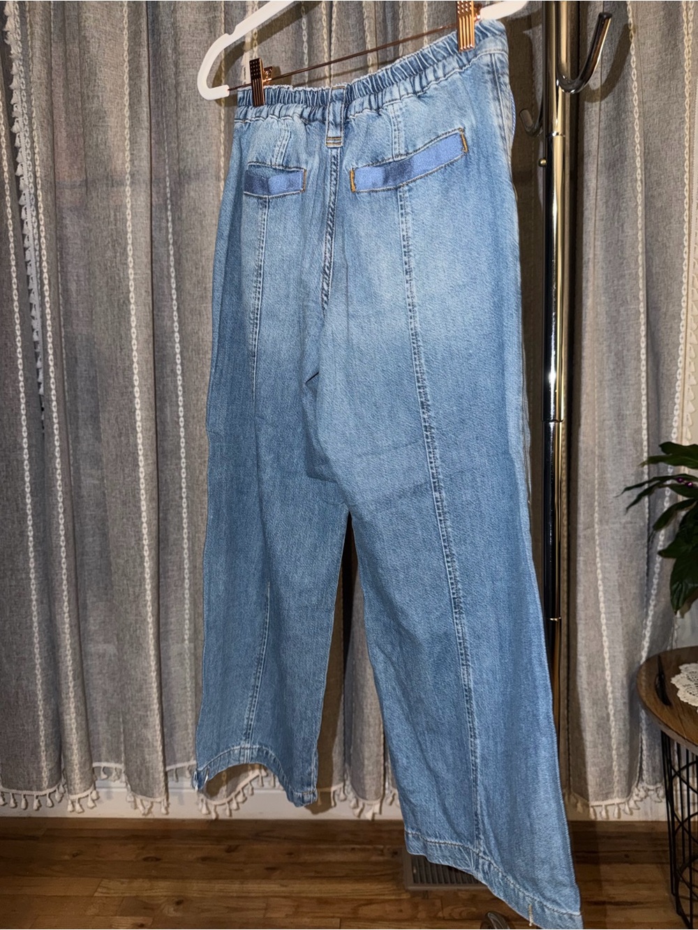 Pilcro-  Light Blue Wide-Leg Petite Jeans - Picture 3 of 6